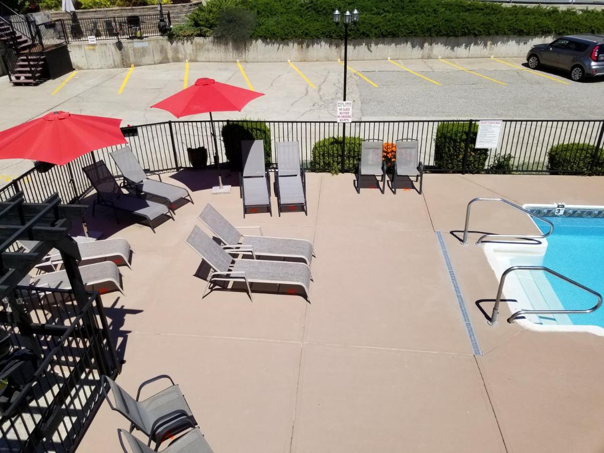 Osoyoos Lakeview Inn & Suites المظهر الخارجي الصورة