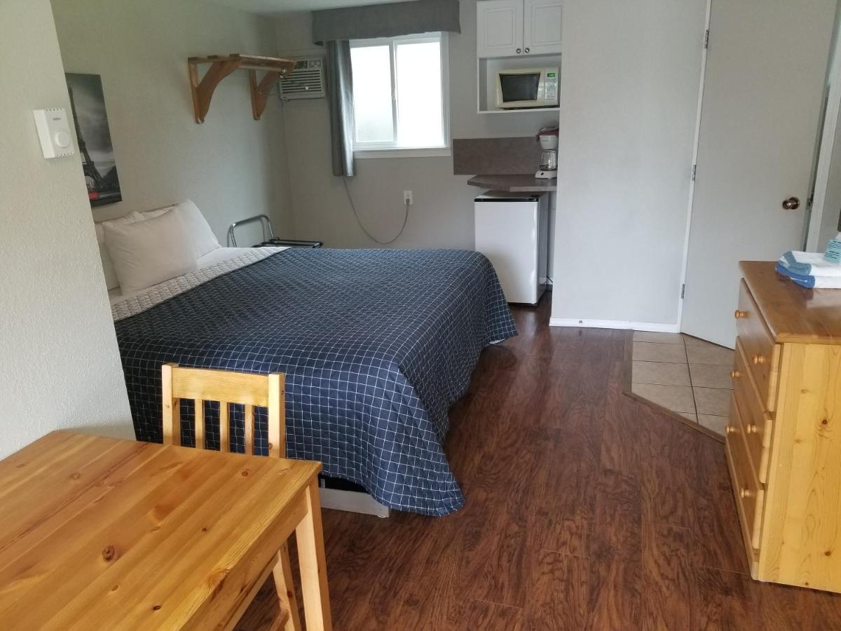 Osoyoos Lakeview Inn & Suites الغرفة الصورة