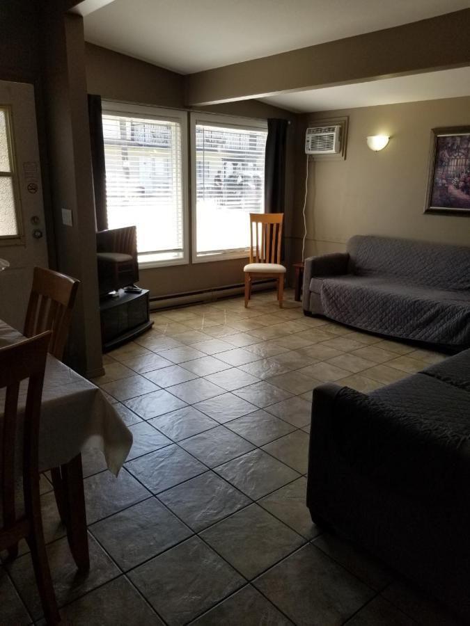 Osoyoos Lakeview Inn & Suites المظهر الخارجي الصورة