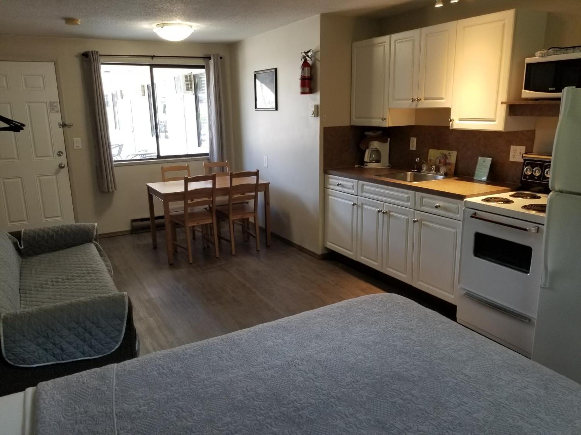 Osoyoos Lakeview Inn & Suites الغرفة الصورة