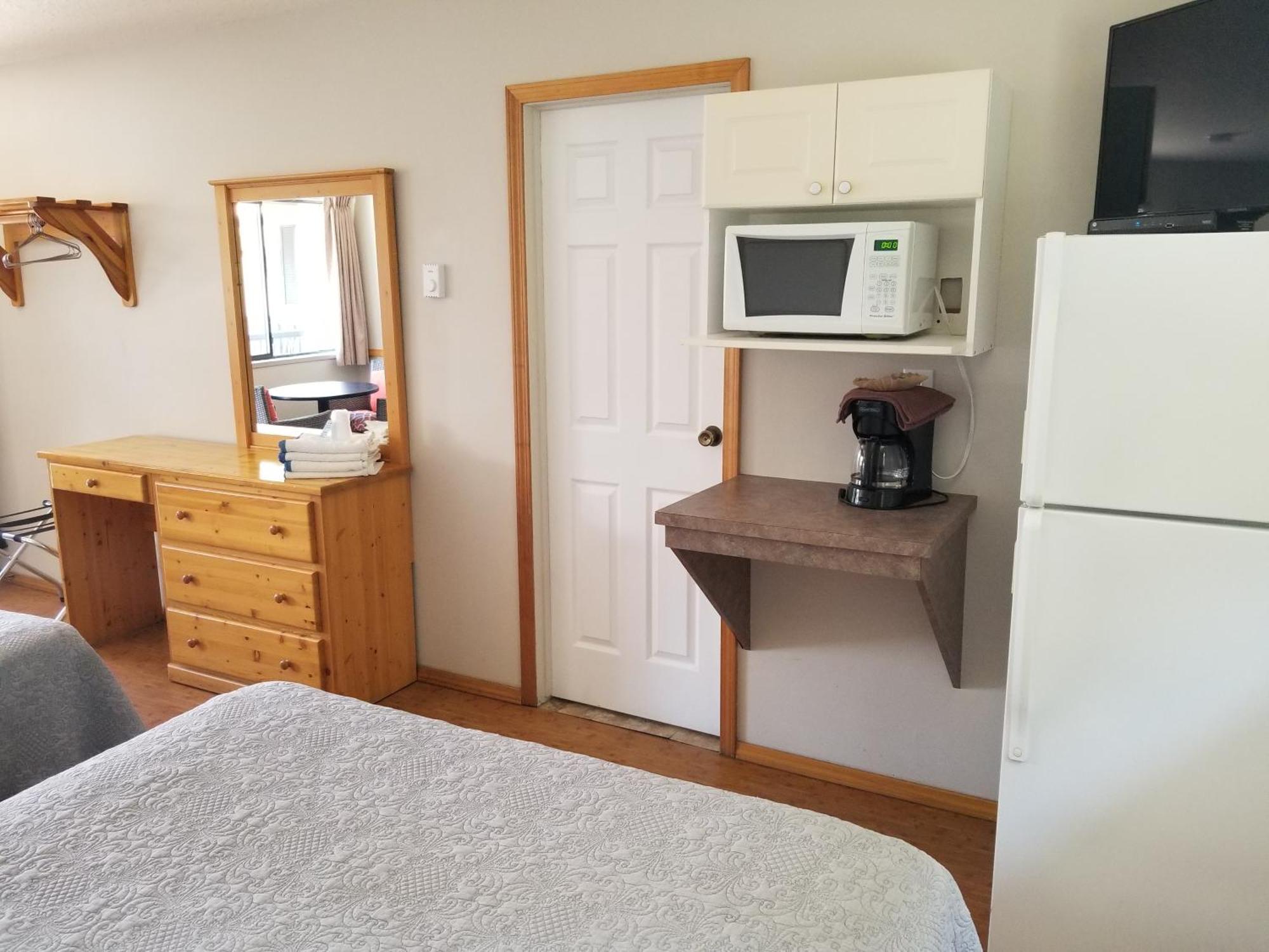 Osoyoos Lakeview Inn & Suites الغرفة الصورة