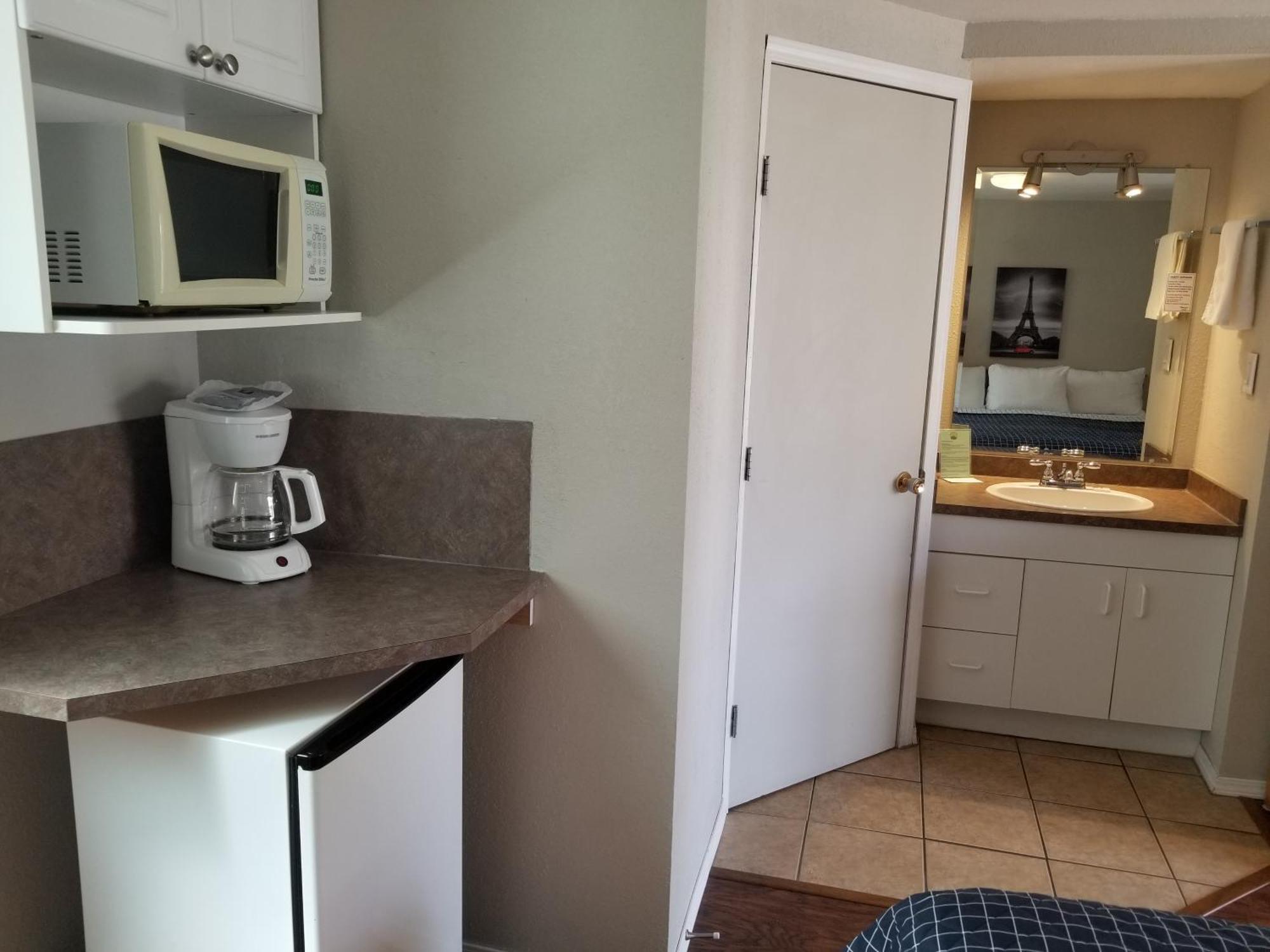 Osoyoos Lakeview Inn & Suites الغرفة الصورة