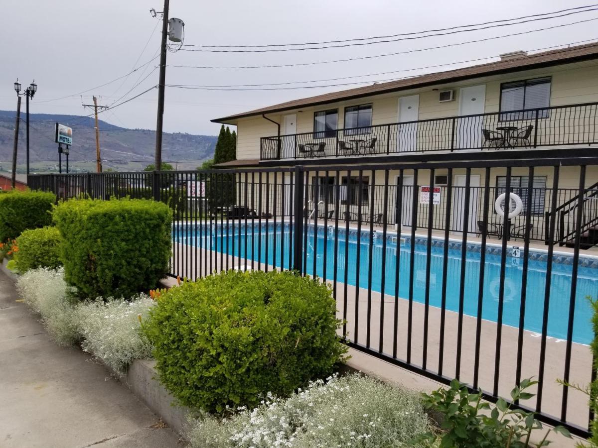 Osoyoos Lakeview Inn & Suites المظهر الخارجي الصورة